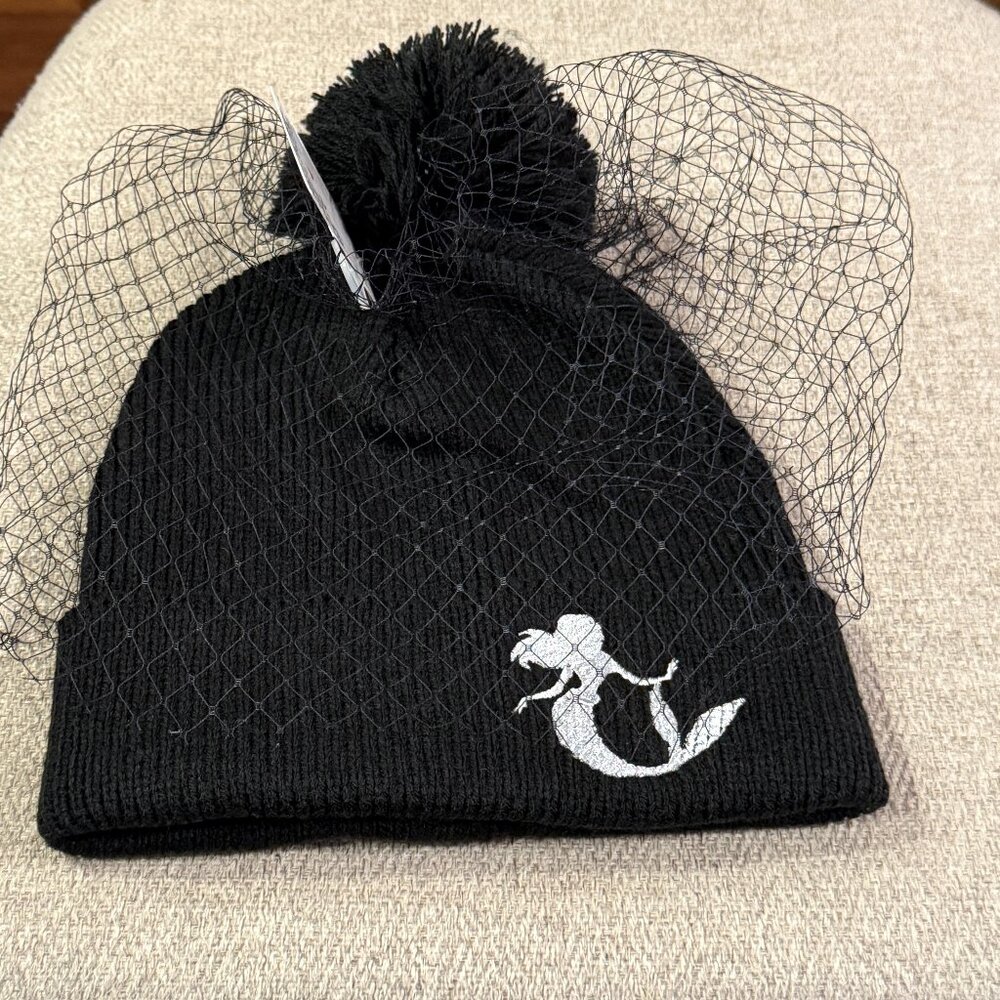 DISNEY LITTLE MERMAID ARIEL BEANIE WITH NET NEW